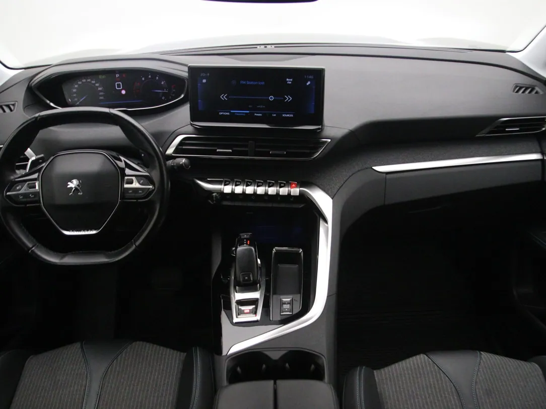 PEUGEOT 5008 Allure Business