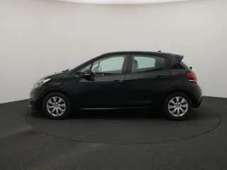 PEUGEOT 208 Active
