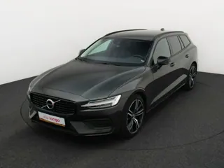 VOLVO V60 MHEV Momentum
