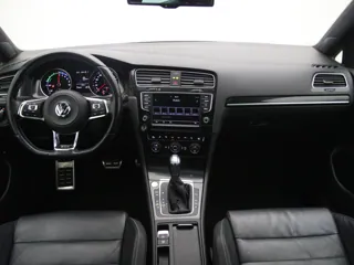 VOLKSWAGEN GOLF 7 GTE