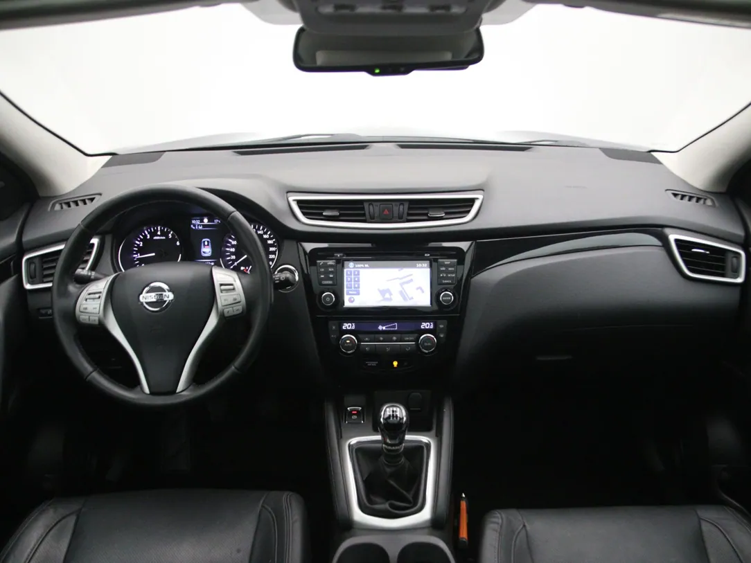 NISSAN QASHQAI Tekna