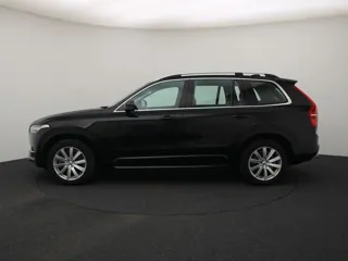 VOLVO XC90 Momentum