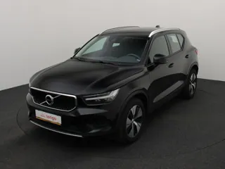 VOLVO XC40 Momentum Pro
