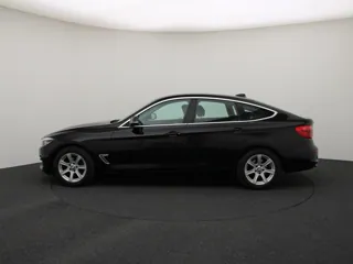 BMW 318 Gran Turismo Executive
