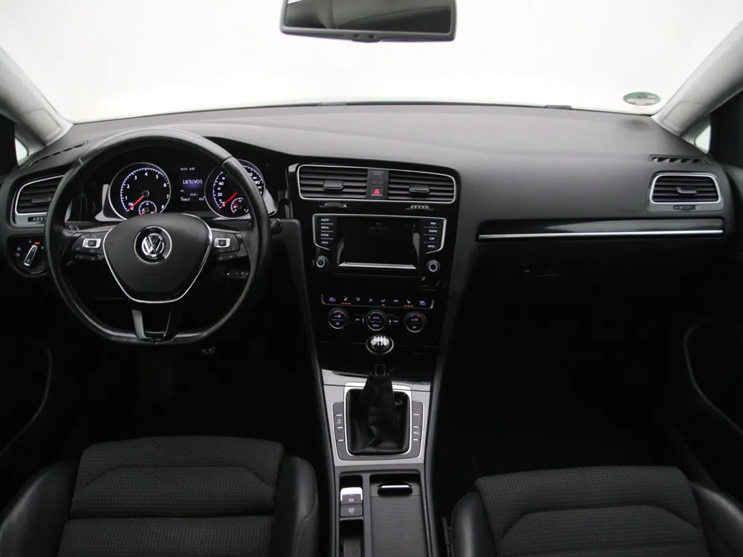VOLKSWAGEN GOLF 7 Highline