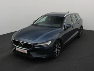VOLVO V60 Momentum