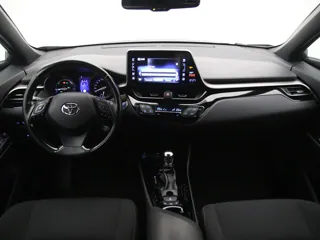 TOYOTA C-HR Active