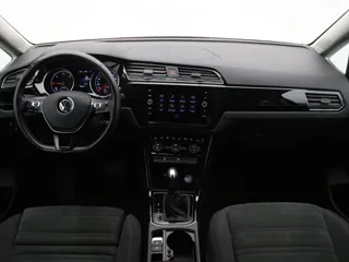 VOLKSWAGEN TOURAN HIGHLINE