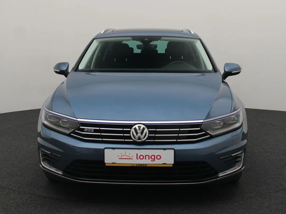 VOLKSWAGEN PASSAT B8 GTE Connected Series Plus