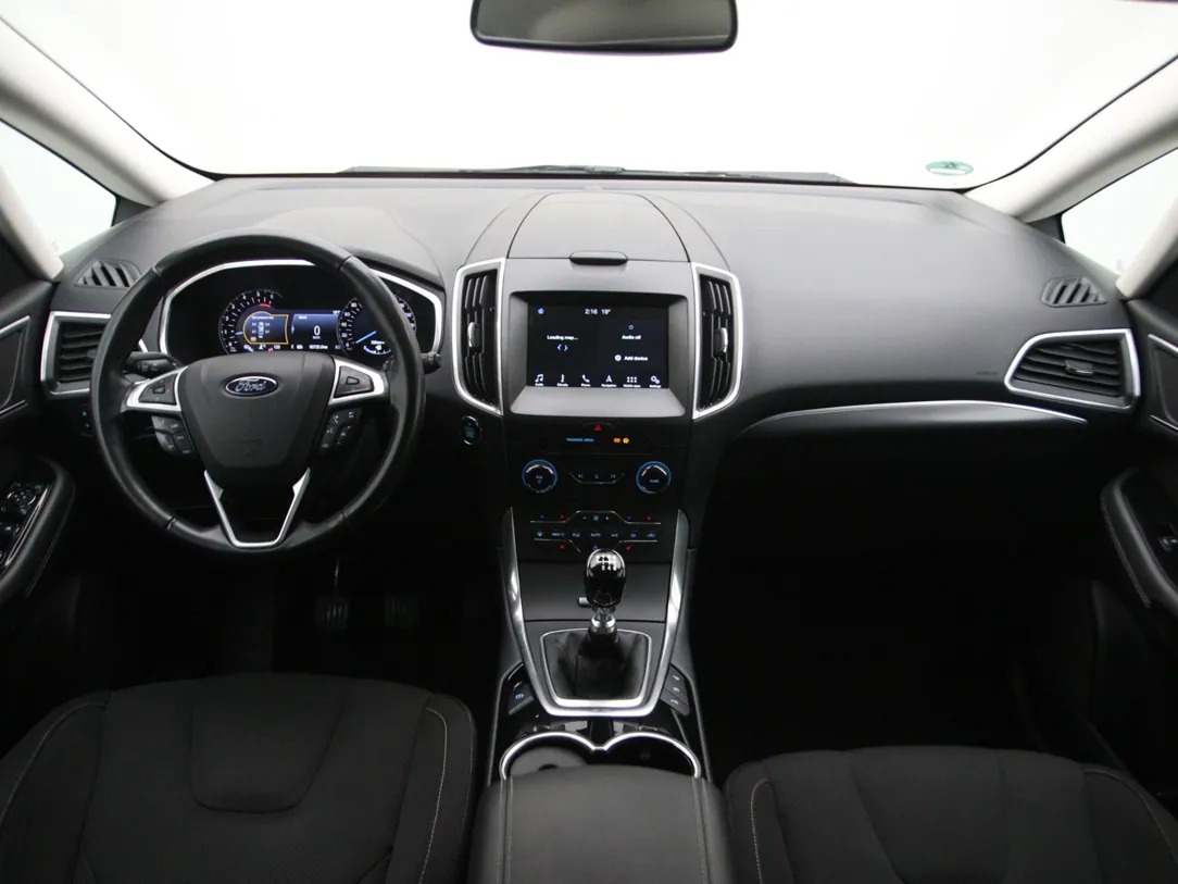 FORD S-MAX Titanium