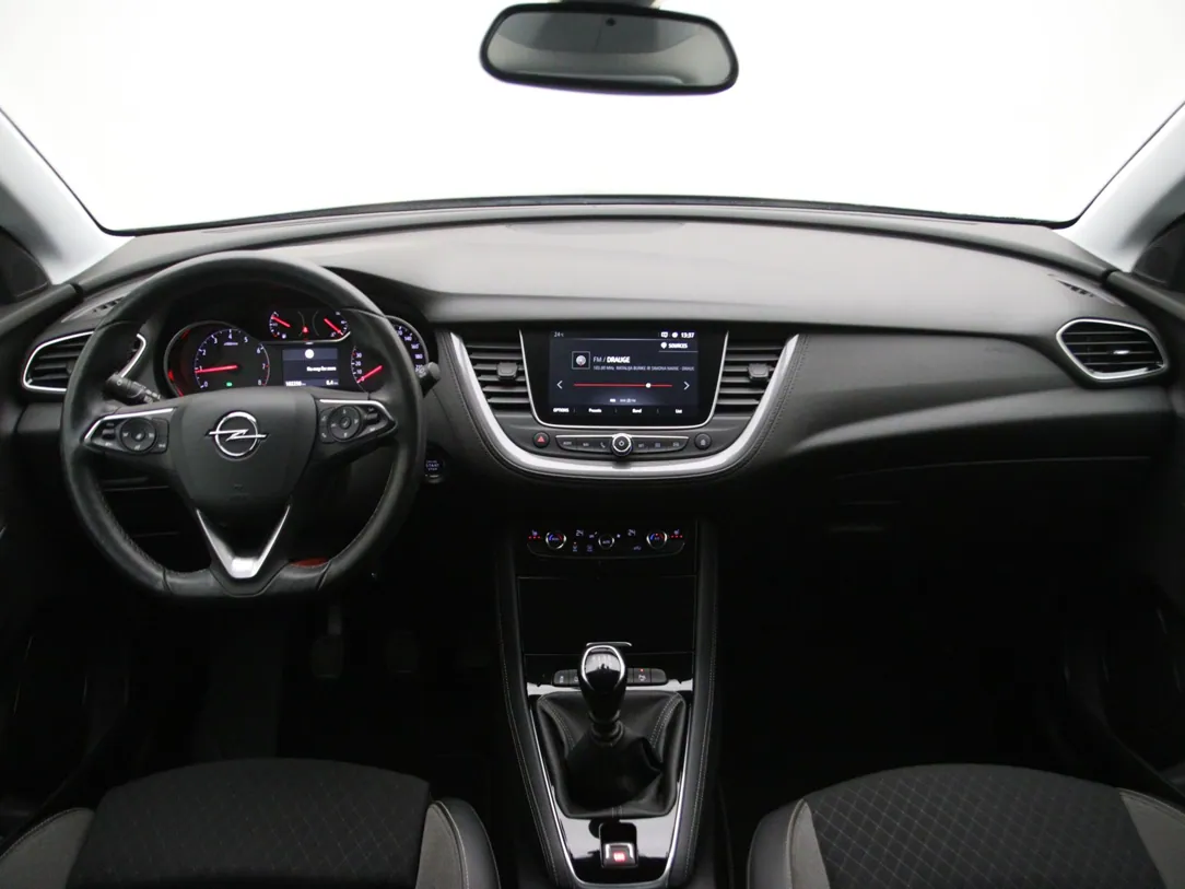 OPEL GRANDLAND X Business Executive
