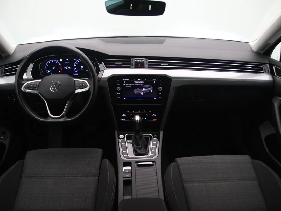 VOLKSWAGEN PASSAT B8 Business