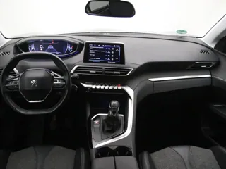 PEUGEOT 5008 Allure
