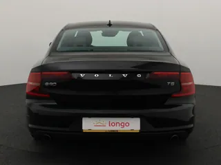 VOLVO S90 Momentum