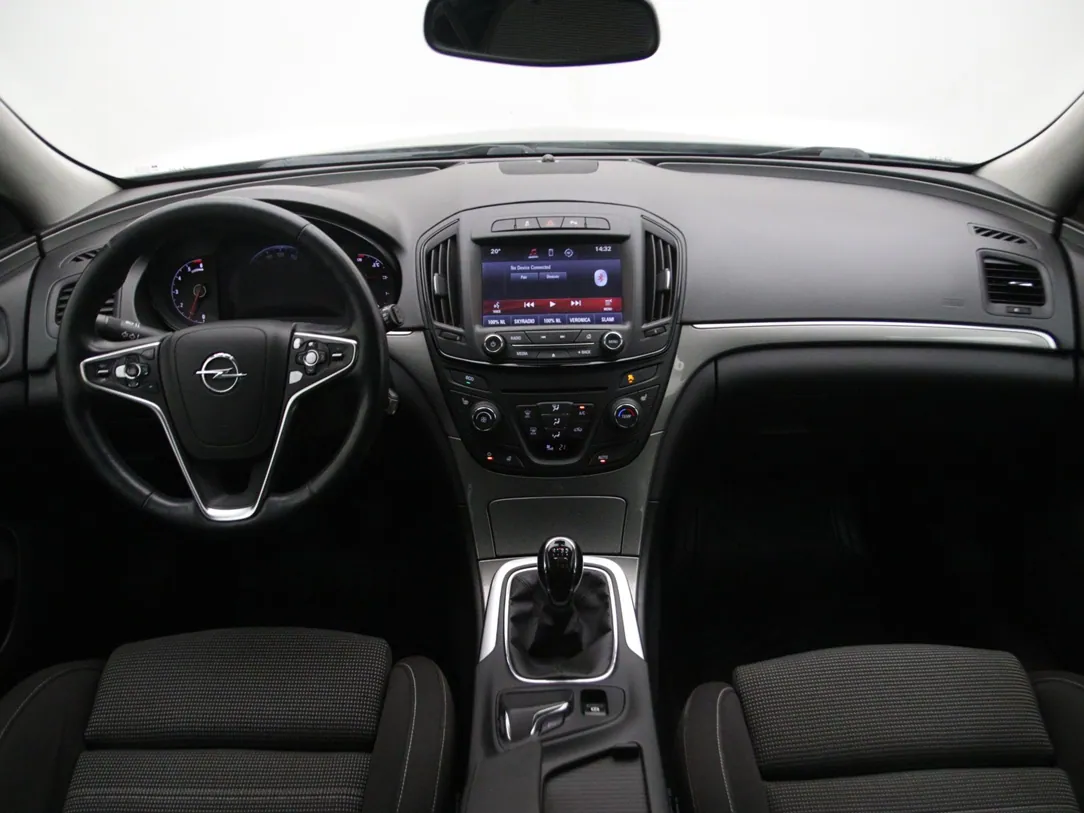OPEL INSIGNIA Business+