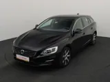 VOLVO V60 Momentum