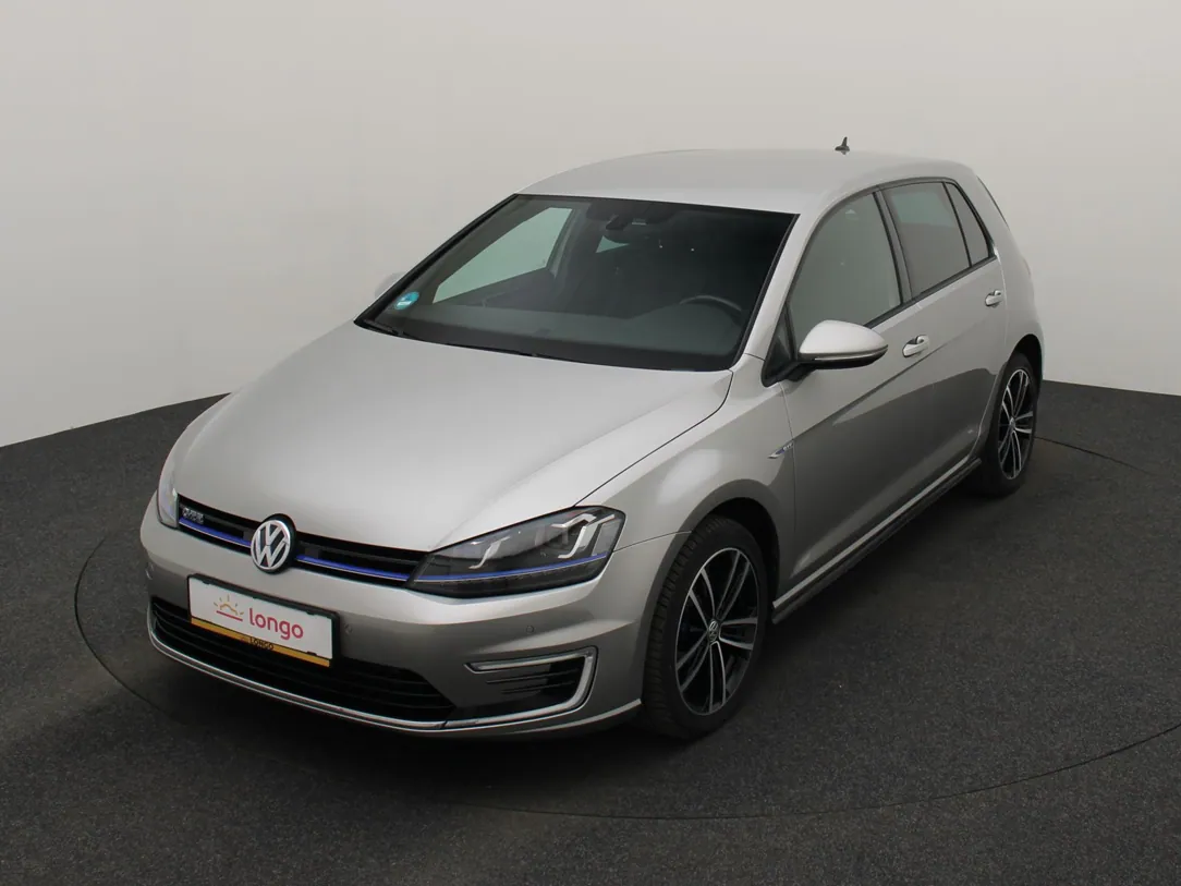 VOLKSWAGEN GOLF 7 GTE Connected Series