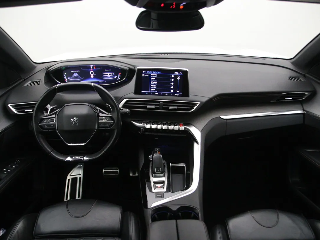 PEUGEOT 3008 GT