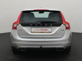 VOLVO V60 Momentum