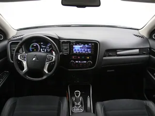 MITSUBISHI OUTLANDER Executive Edition