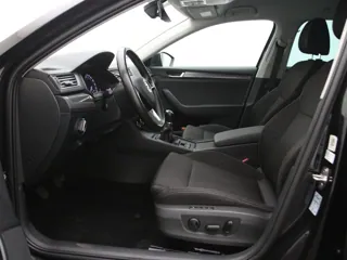 SKODA SUPERB Active Business