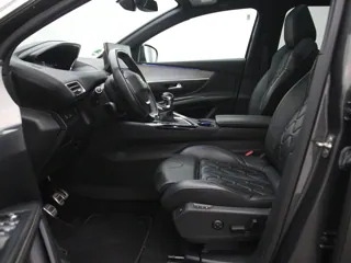 2021 PEUGEOT 5008 GT Line