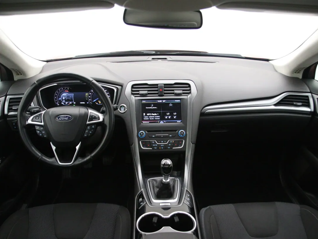 FORD MONDEO Titanium