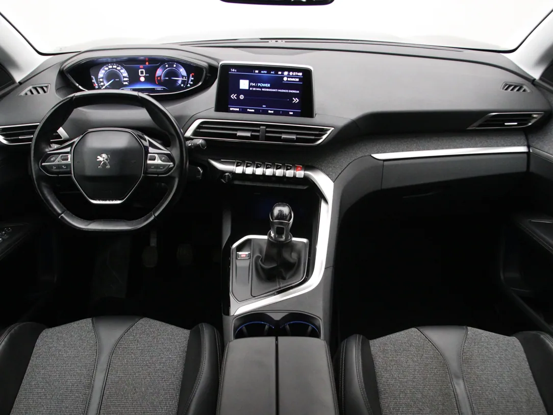 PEUGEOT 3008 Allure