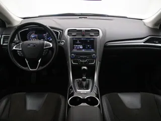FORD MONDEO Titanium