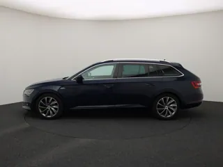 SKODA SUPERB Laurin & Klement