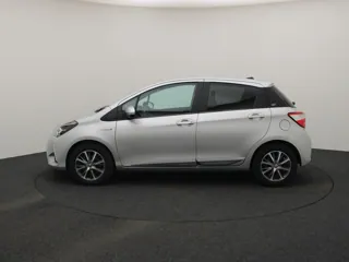 TOYOTA YARIS Active 