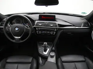 BMW 320 Sport Line Shadow High Executive