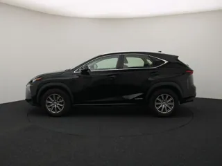 LEXUS NX300H Business Line