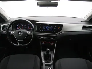 VOLKSWAGEN POLO Comfortline