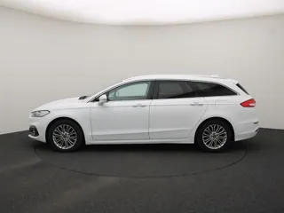 FORD MONDEO Titanium