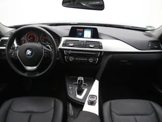 BMW 320 Advantage