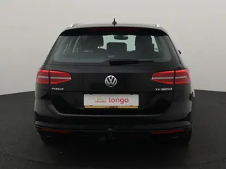 VOLKSWAGEN PASSAT B8 Comfortline Business