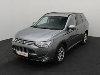 MITSUBISHI OUTLANDER Instyle+