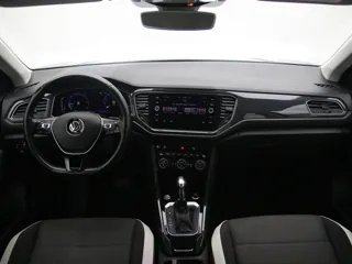 VOLKSWAGEN T-ROC SPORT