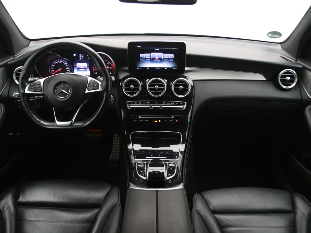 MERCEDES BENZ GLC250 Premium Plus