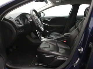 VOLVO V40 Ocean Race Business