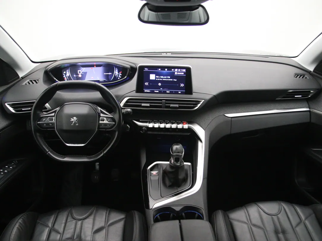 PEUGEOT 5008 Allure
