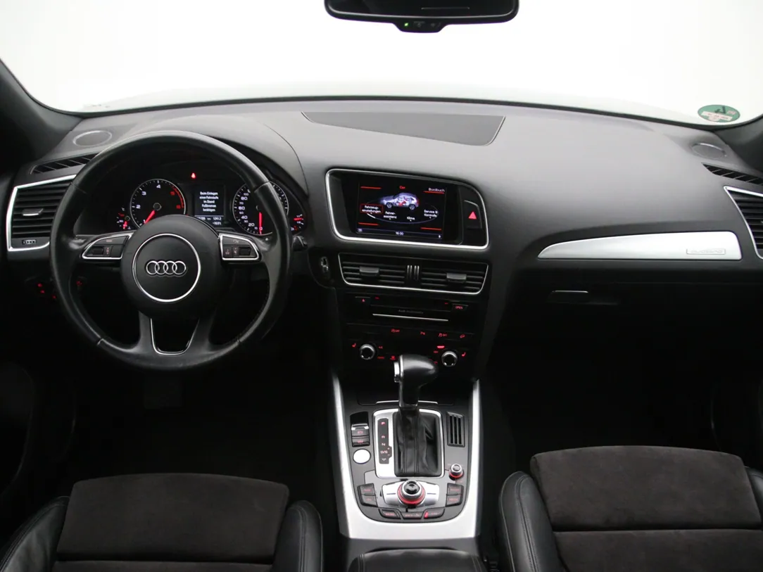 AUDI Q5 S-Line
