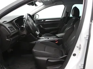 RENAULT MEGANE Bose