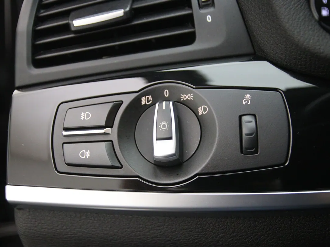 Müüa BMW X4 2015 Maastur Bensiin 3l 184750km 19999 EUR | Longo.ee