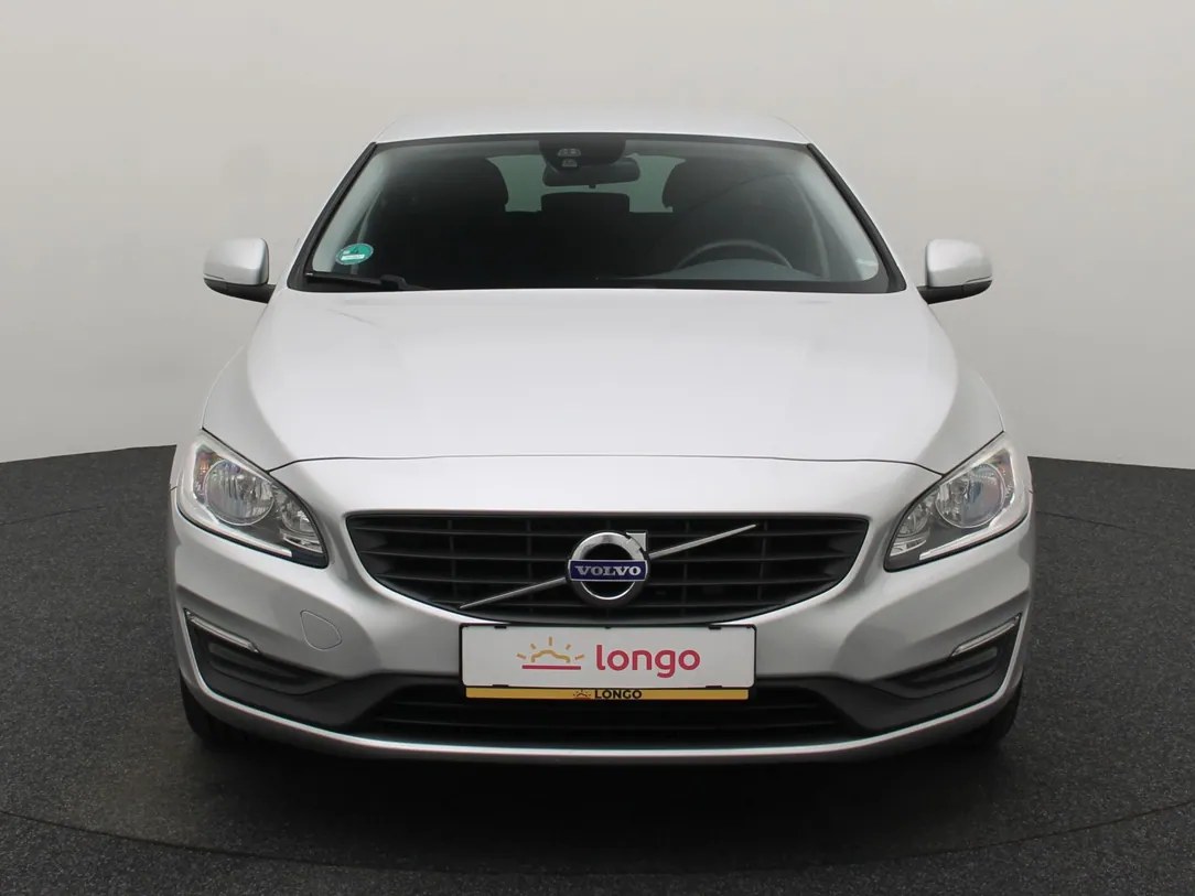 VOLVO V60 Polar
