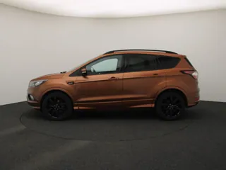 FORD KUGA ST Line