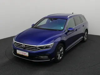 VOLKSWAGEN PASSAT B8 R-Line Business +