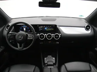 MERCEDES BENZ B180 Business Solution