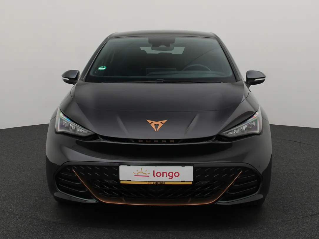 CUPRA Born Essential